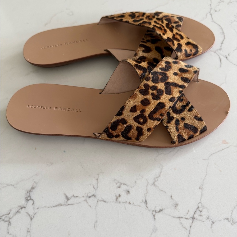 Loeffler Randall Claudie Crossed Plank Slide - Picture 6 of 9